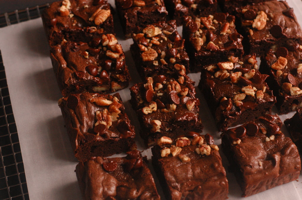 BFF Brownies: Easiest & Best Brownies EVER!!
